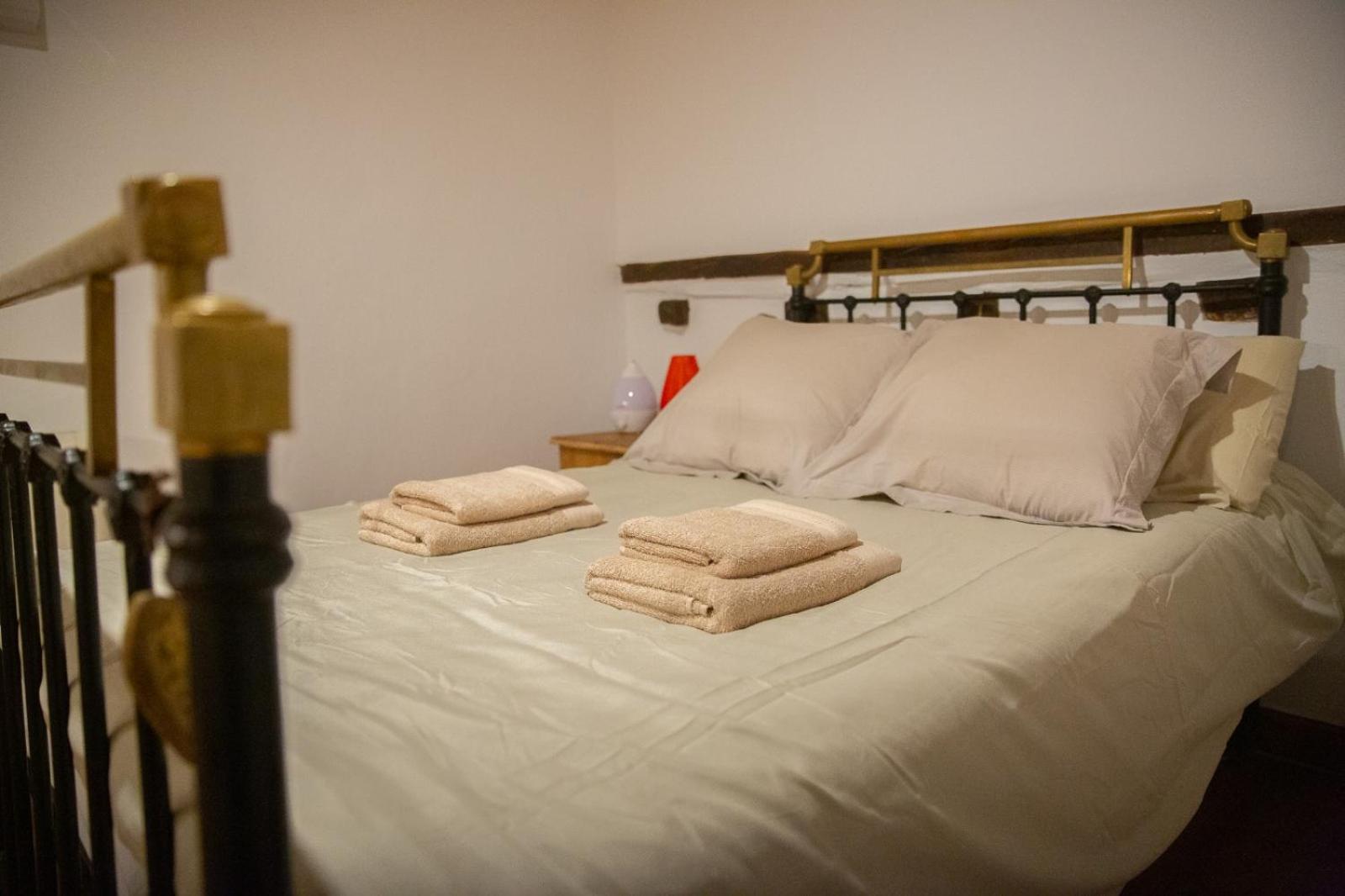 La Casita De La Corredera Apartment Candeleda Bagian luar foto