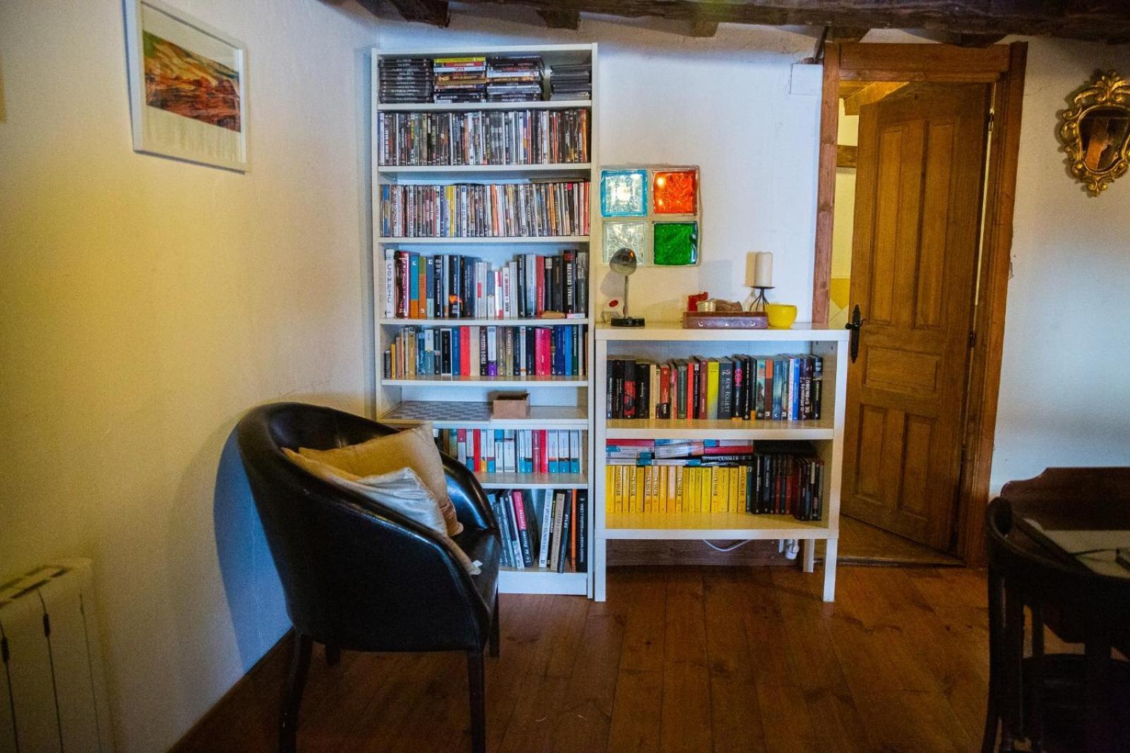 La Casita De La Corredera Apartment Candeleda Bagian luar foto